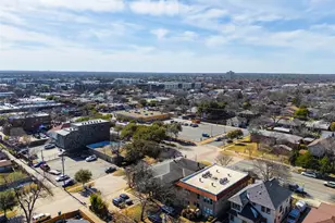 702 N Bishop Ave, Dallas, TX 75208 - Photo 22