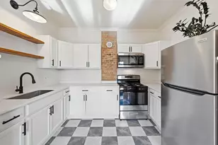 702 N Bishop Ave, Dallas, TX 75208 - Photo 6