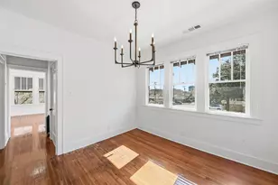 702 N Bishop Ave, Dallas, TX 75208 - Photo 10