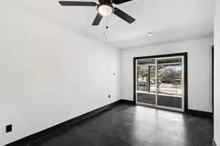 2361 Peak St, Fort Worth, TX 76106 - Photo 16