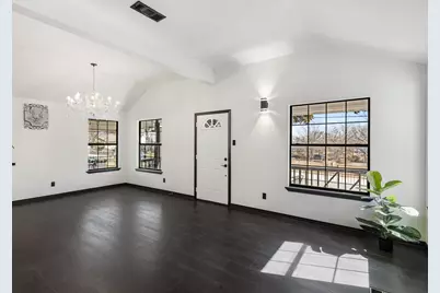 2361 Peak Street, Fort Worth, TX 76106 - Photo 8