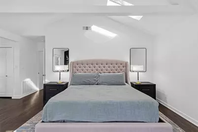 8723 Glencrest Lane, Dallas, TX 75209 - Photo 18