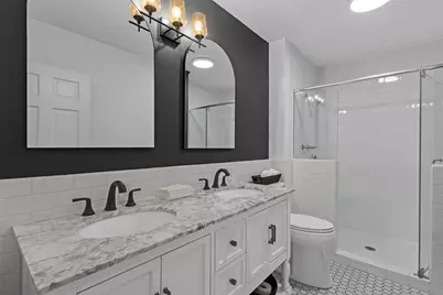 8723 Glencrest Lane, Dallas, TX 75209 - Photo 18