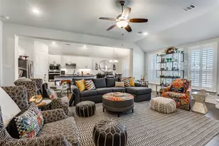 229 Wolf Creek Dr, Waxahachie, TX 75165 - Photo 8