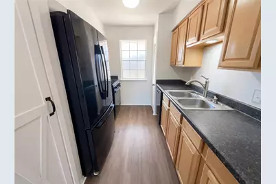 821 E Mission Street, Crowley, TX 76036 - Photo 2