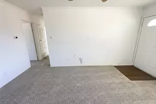 821 E Mission St, Crowley, TX 76036 - Photo 12