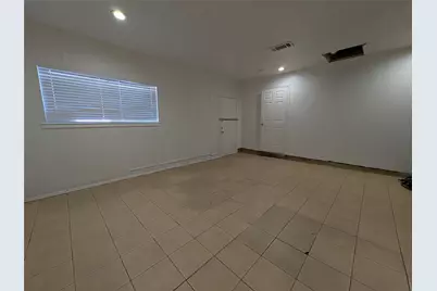 610 Northside Avenue, Lewisville, TX 75057 - Photo 10