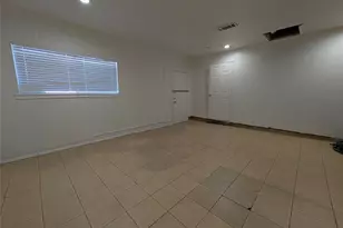 610 Northside Ave, Lewisville, TX 75057 - Photo 10