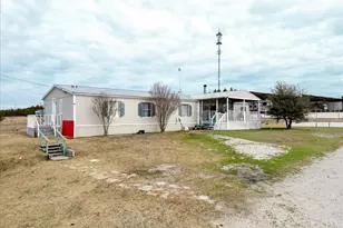 5206 Buttercup Ct, Granbury, TX 76049 - Photo 18