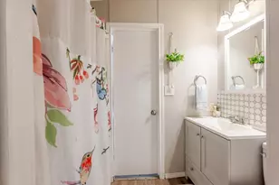 5206 Buttercup Ct, Granbury, TX 76049 - Photo 14