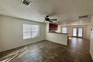 653 Condor Trail, Saginaw, TX 76131 - Photo 4