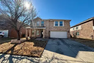 653 Condor Trail, Saginaw, TX 76131 - Photo 14