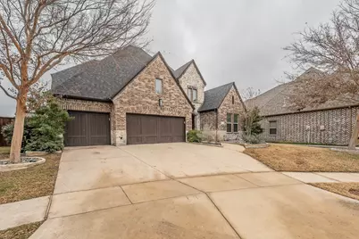 4688 Man O War Road, Carrollton, TX 75010 - Photo 2