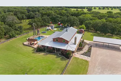 4237 County Road 312B, Cleburne, TX 76031 - Photo 32