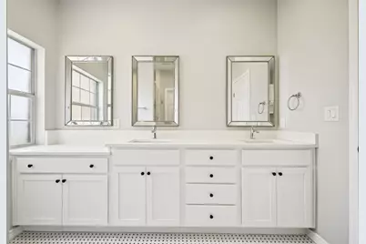 1049 Colonial Drive, Coppell, TX 75019 - Photo 18