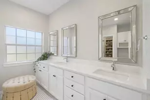 1049 Colonial Dr, Coppell, TX 75019 - Photo 16