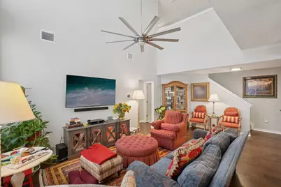 1049 Colonial Drive, Coppell, TX 75019 - Photo 8