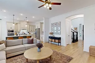 917 Fallbrook Ave, Denton, TX 76210 - Photo 6