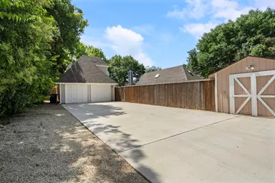 5833 Victor Street, Dallas, TX 75214 - Photo 28