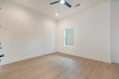 2203 Hondo Avenue #105, Dallas, TX 75219 - Photo 14