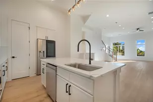 2203 Hondo Ave, Dallas, TX 75219 - Photo 10