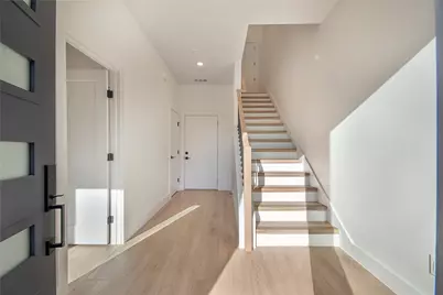 2203 Hondo Avenue #105, Dallas, TX 75219 - Photo 4