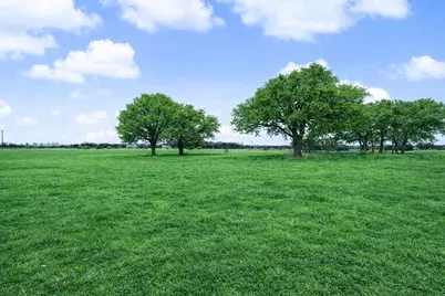 2077 Eastfield Drive, Wills Point, TX 75169 - Photo 4