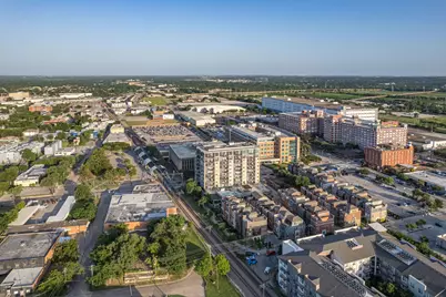 1001 Belleview Street #305, Dallas, TX 75215 - Photo 18