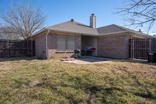 737 Summercrest Blvd, Burleson, TX 76028 - Photo 38