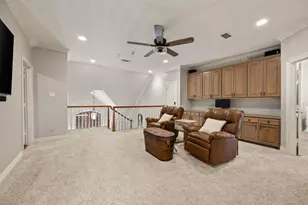 208 Highpoint Cir, Valley View, TX 76272 - Photo 20
