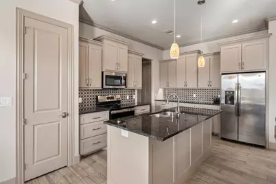 417 W Andrew Drive, Mabank, TX 75147 - Photo 8