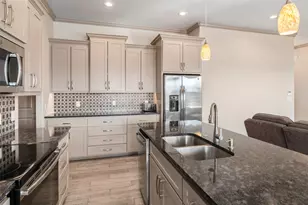 417 W Andrew Dr, Mabank, TX 75147 - Photo 8