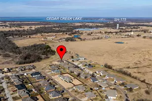 417 W Andrew Dr, Mabank, TX 75147 - Photo 32