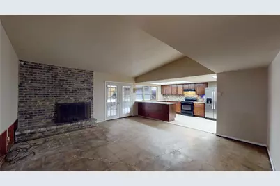 3317 S Edelweiss Drive, Grand Prairie, TX 75052 - Photo 4