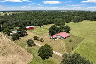 556 Lcr 516, Mexia, TX 76667 - Photo 1