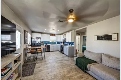 825 County Road 3655, Paradise, TX 76073 - Photo 8