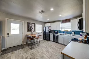 825 Co Rd 3655, Paradise, TX 76073 - Photo 10