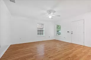 4043 Gray Oak Pl, Dallas, TX 75212 - Photo 4