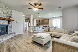 1241 Ronald St, DeSoto, TX 75115 - Photo 6