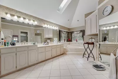 2805 Pine View Drive, Grapevine, TX 76051 - Photo 20