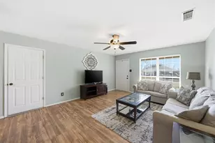 115 Trinity St, Hillsboro, TX 76645 - Photo 4