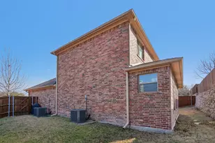 6929 Tessla Dr, Dallas, TX 75241 - Photo 32