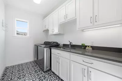 16022 Sorrento Drive, Woodway, TX 76712 - Photo 12