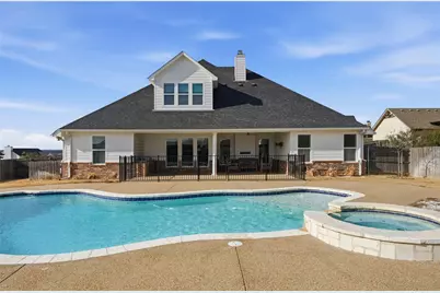 16022 Sorrento Drive, Woodway, TX 76712 - Photo 28