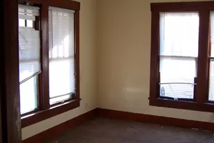 1311 W Woodard St, Denison, TX 75020 - Photo 8