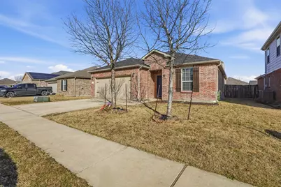10028 Amosite Drive, Fort Worth, TX 76131 - Photo 4