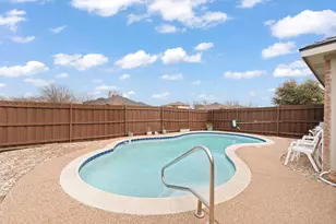 301 Rock Meadow Dr, Crowley, TX 76036 - Photo 22
