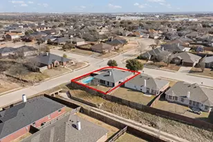 301 Rock Meadow Dr, Crowley, TX 76036 - Photo 2