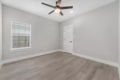 3505 Thannisch Avenue, Fort Worth, TX 76105 - Photo 8