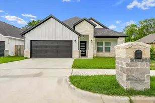 3505 Thannisch Ave, Fort Worth, TX 76105 - Photo 2